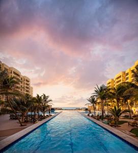 The Royal Sands Resort & Spa All Inclusive,Puerto Morelos>>Cancun,4 star
