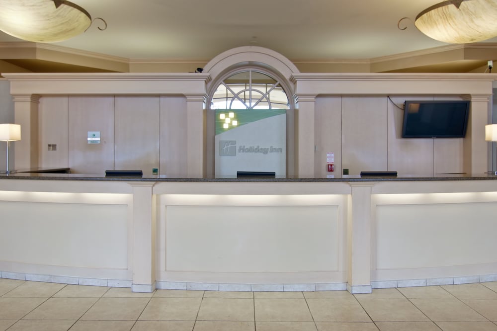 holiday inn and suites st catharines conf ctr