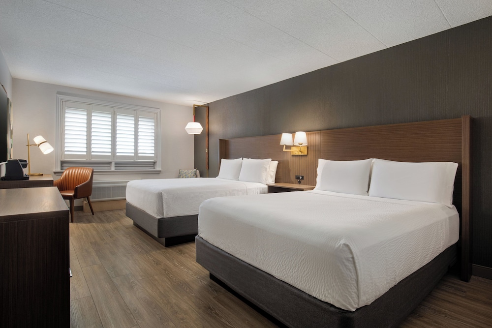 holiday inn and suites st catharines conf ctr