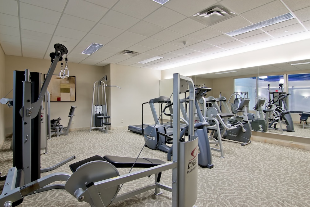 holiday inn and suites st catharines conf ctr