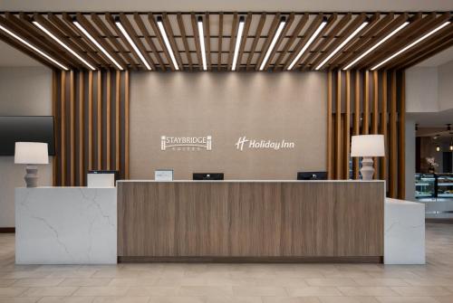 holiday inn and suites st catharines conf ctr