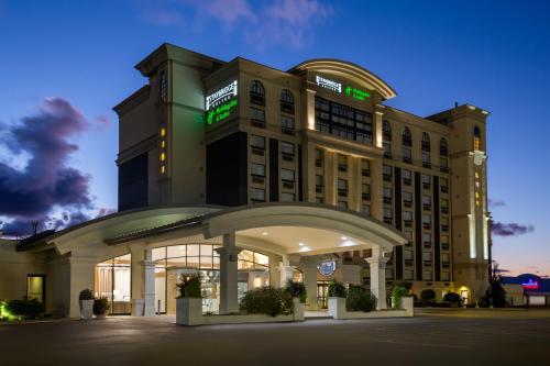 holiday inn and suites st catharines conf ctr