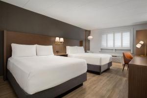 holiday inn and suites st catharines conf ctr