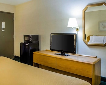 econo lodge mifflintown