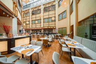 crowne plaza hotel qingdao by ihg