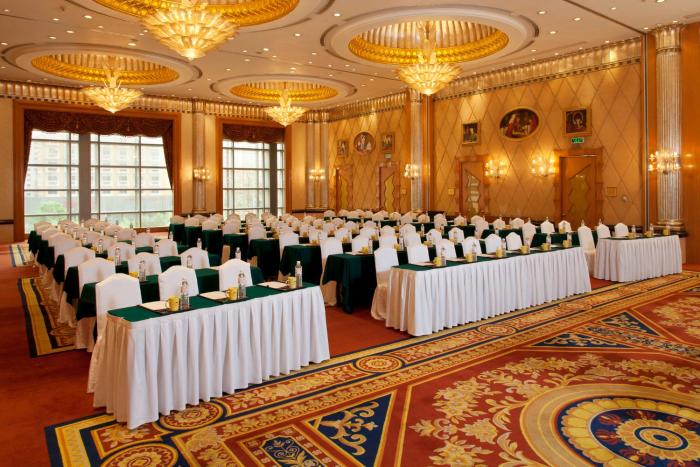 crowne plaza hotel qingdao by ihg
