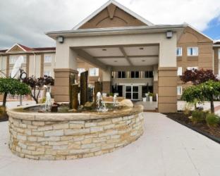 holiday inn express and suites port clinton catawb
