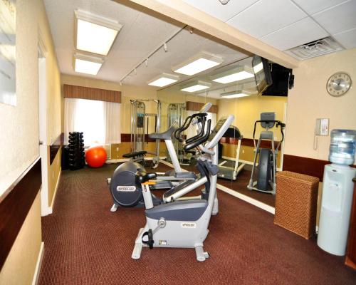 holiday inn express and suites port clinton catawb