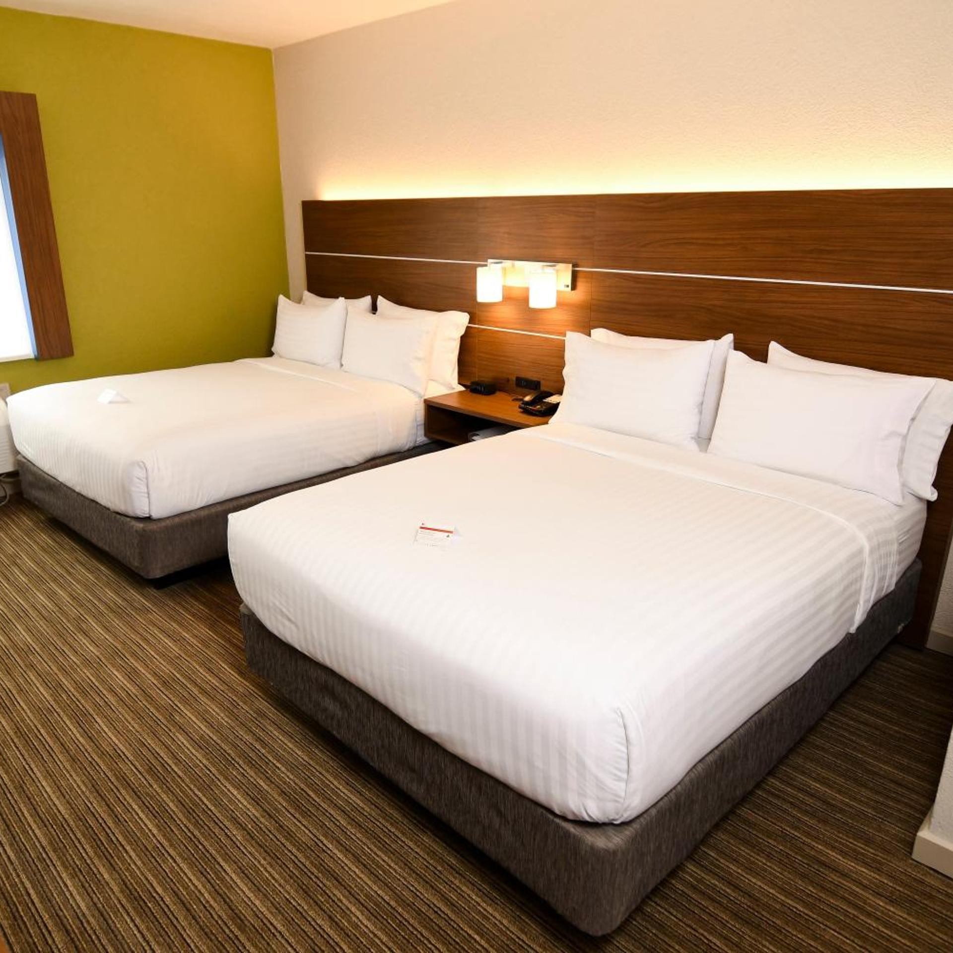 holiday inn express and suites port clinton catawb