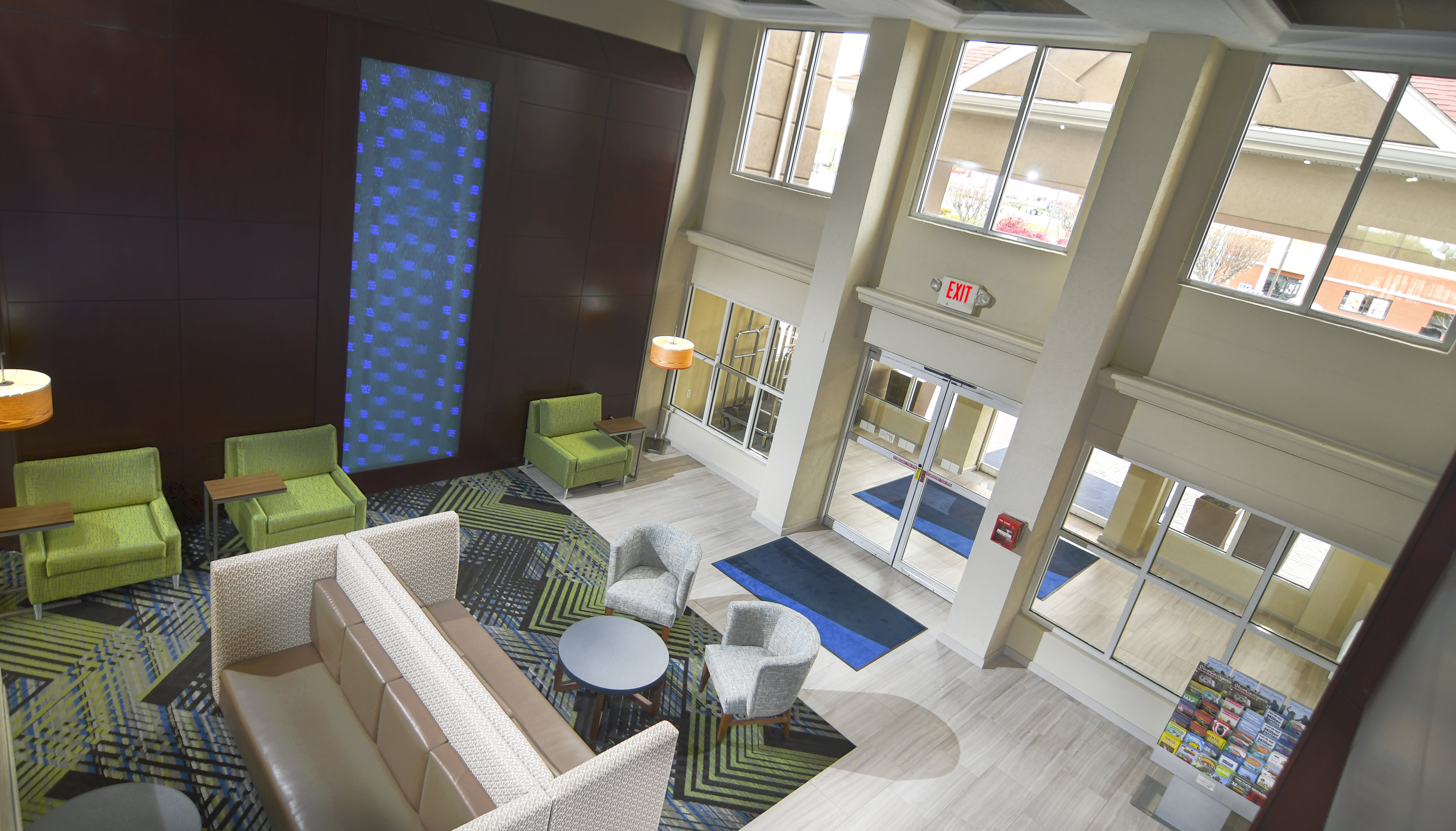 holiday inn express and suites port clinton catawb