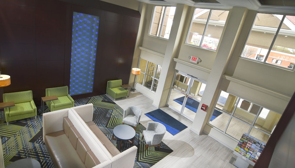 holiday inn express and suites port clinton catawb