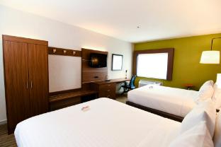 holiday inn express and suites port clinton catawb