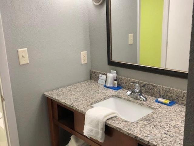 holiday inn express hickory hickory mart by ihg