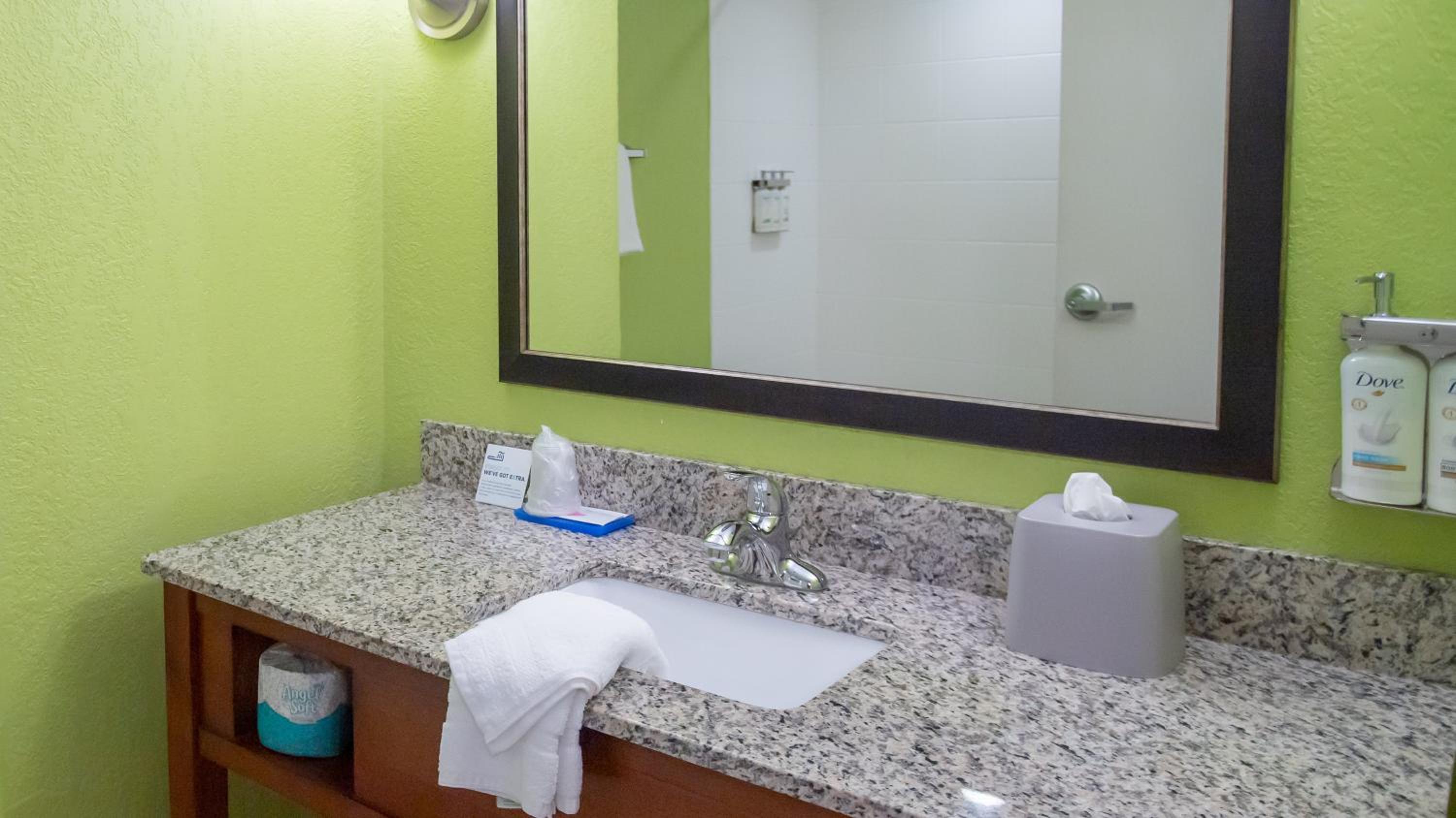 holiday inn express hickory hickory mart by ihg