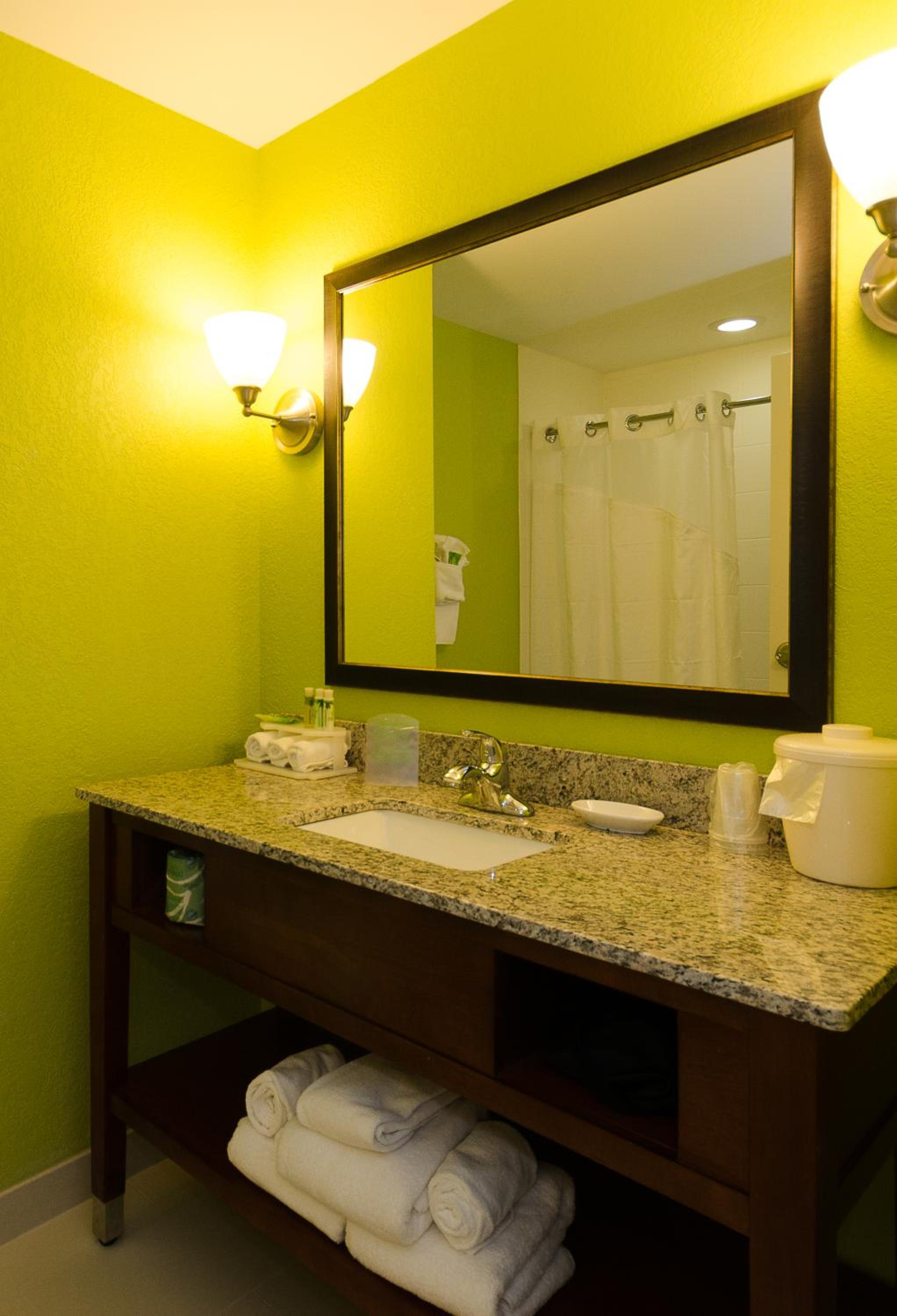 holiday inn express hickory hickory mart by ihg