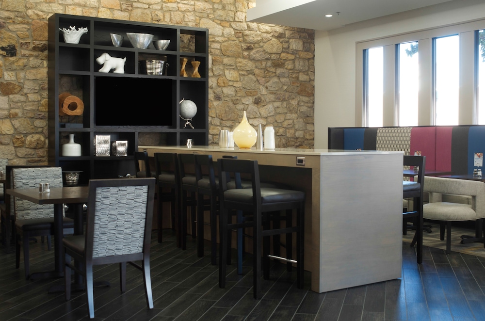 holiday inn express hickory hickory mart by ihg
