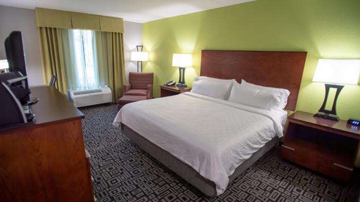 holiday inn express hickory hickory mart by ihg