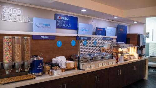holiday inn express hickory hickory mart by ihg
