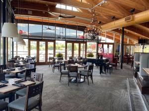 penticton lakeside resort and conference centre