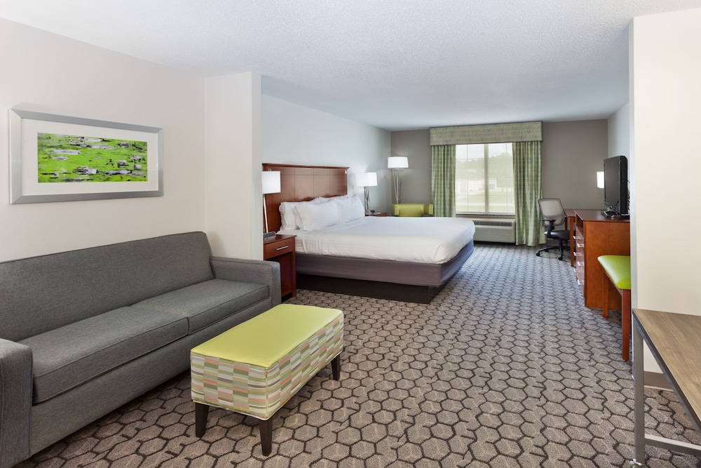 holiday inn express and suites phenix city ft moore