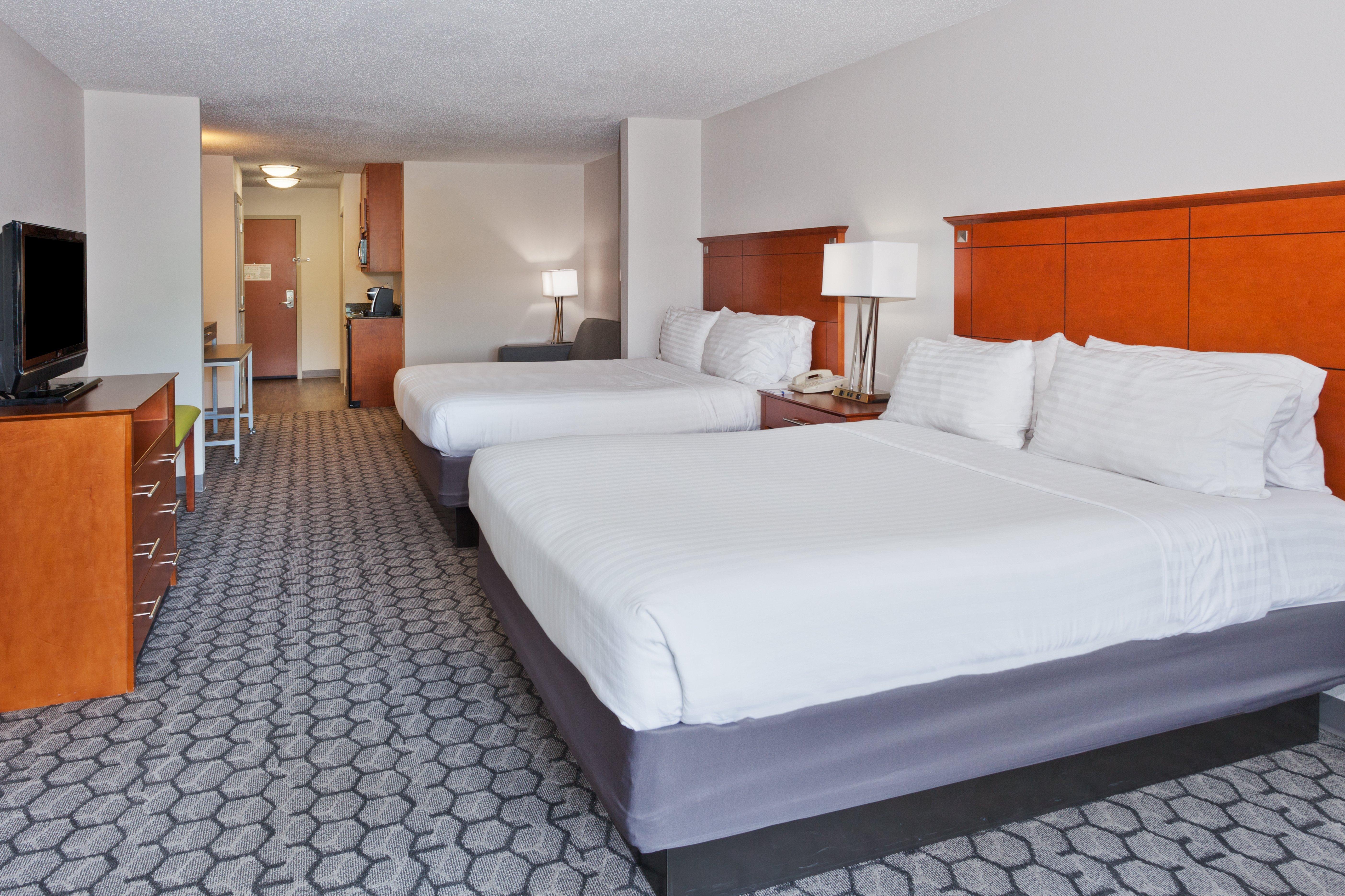 holiday inn express and suites phenix city ft moore