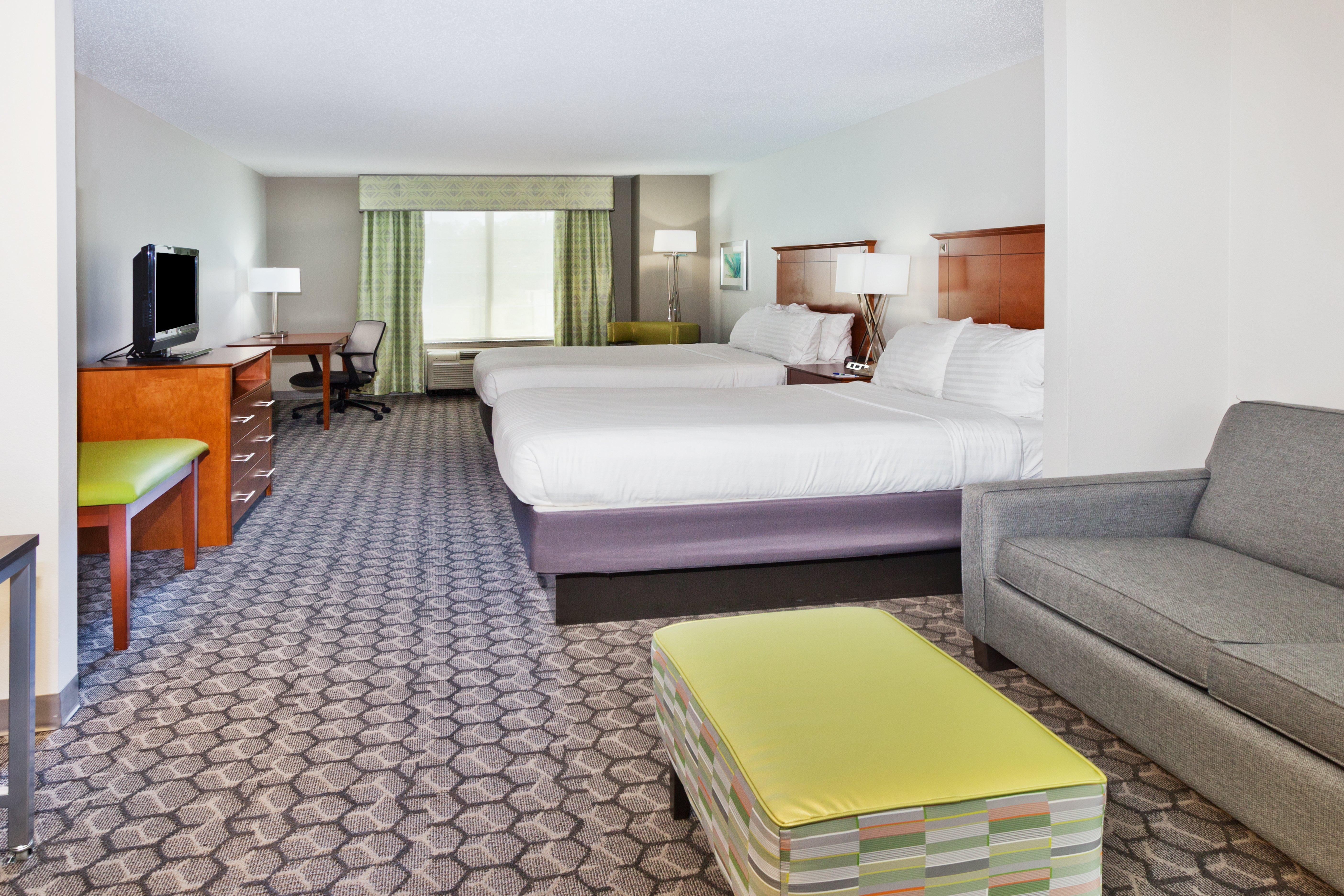 holiday inn express and suites phenix city ft moore