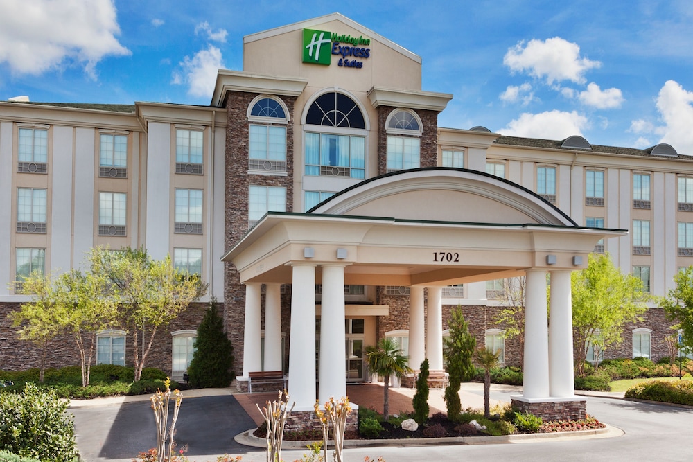 holiday inn express and suites phenix city ft moore