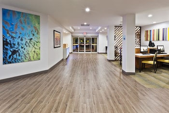 Holiday Inn Express & Suites Phenix City - Ft. Moore,Auburn - Opelika>>Alabama,3 star