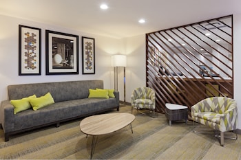 Holiday Inn Express & Suites Phenix City - Ft. Moore,Auburn - Opelika>>Alabama,3 star