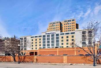 doubletree by hilton davenport