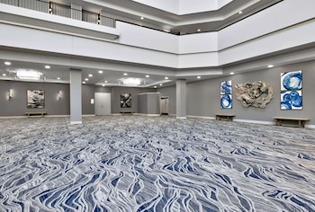 doubletree by hilton davenport