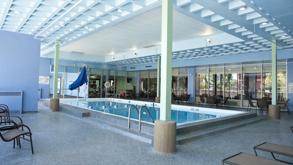 holiday inn rock island by ihg