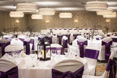 holiday inn rock island by ihg