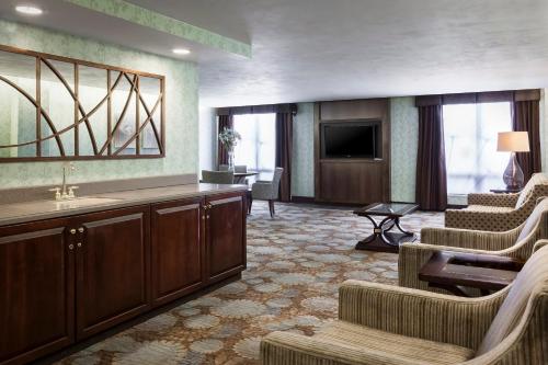 holiday inn rock island by ihg