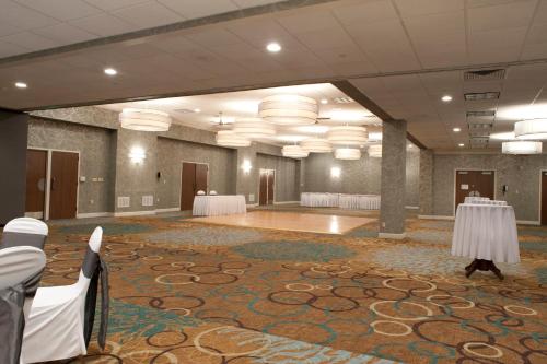 holiday inn rock island by ihg