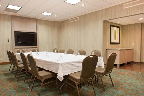 holiday inn rock island by ihg