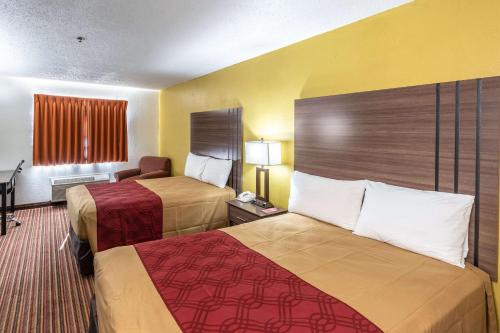 econo lodge inn and suites