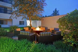 courtyard by marriott raynham