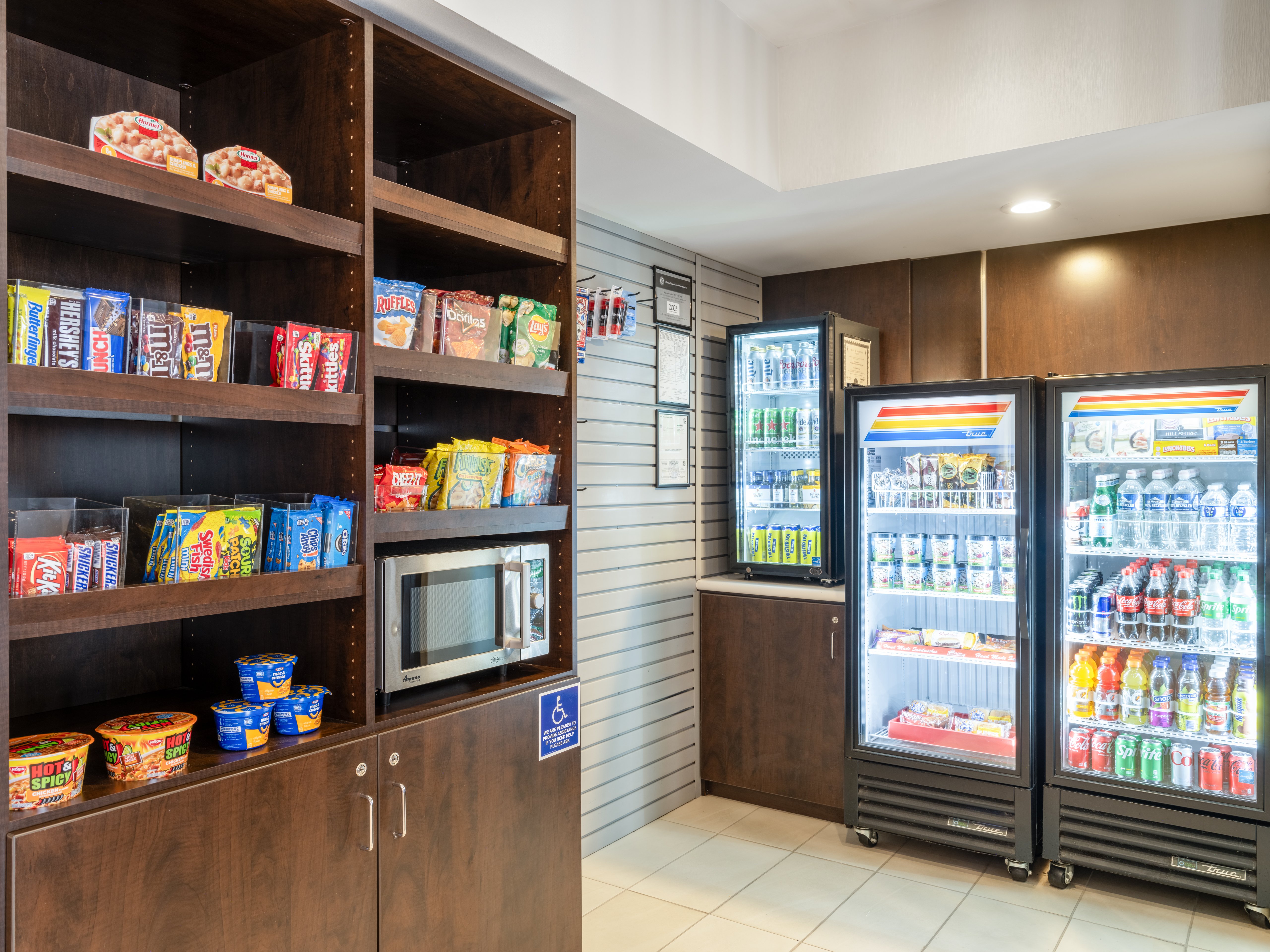 holiday inn express and suites chicago libertyville by ihg