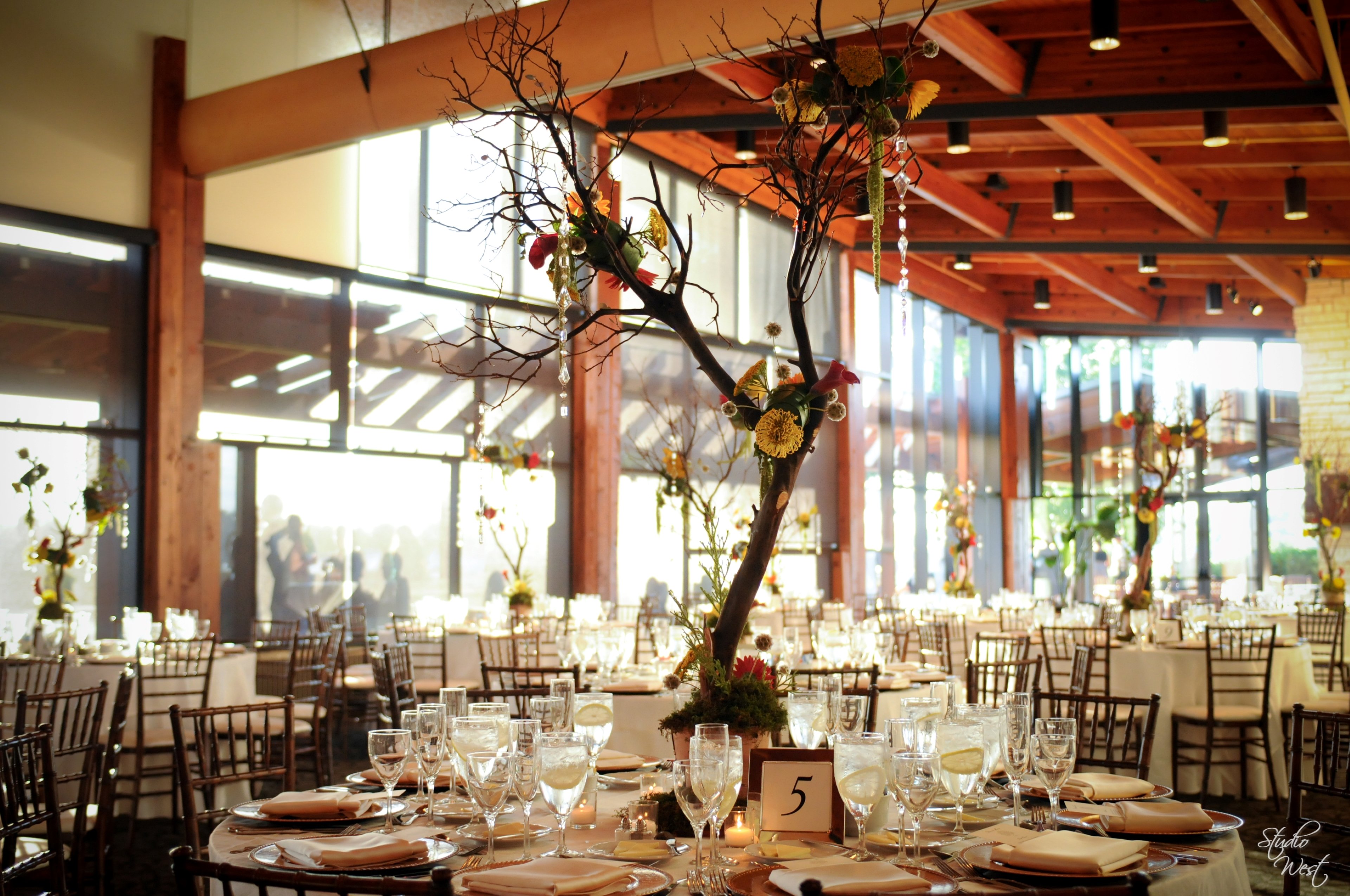holiday inn express and suites chicago libertyville by ihg