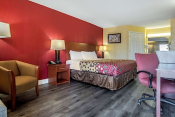 econolodge tupelo