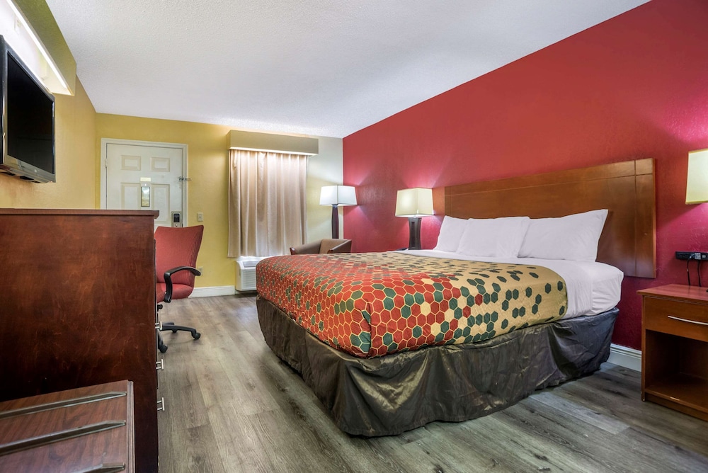 econolodge tupelo