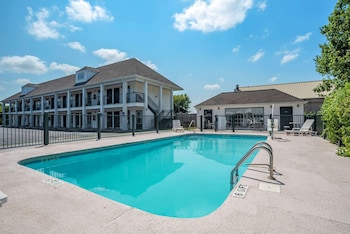 econolodge tupelo