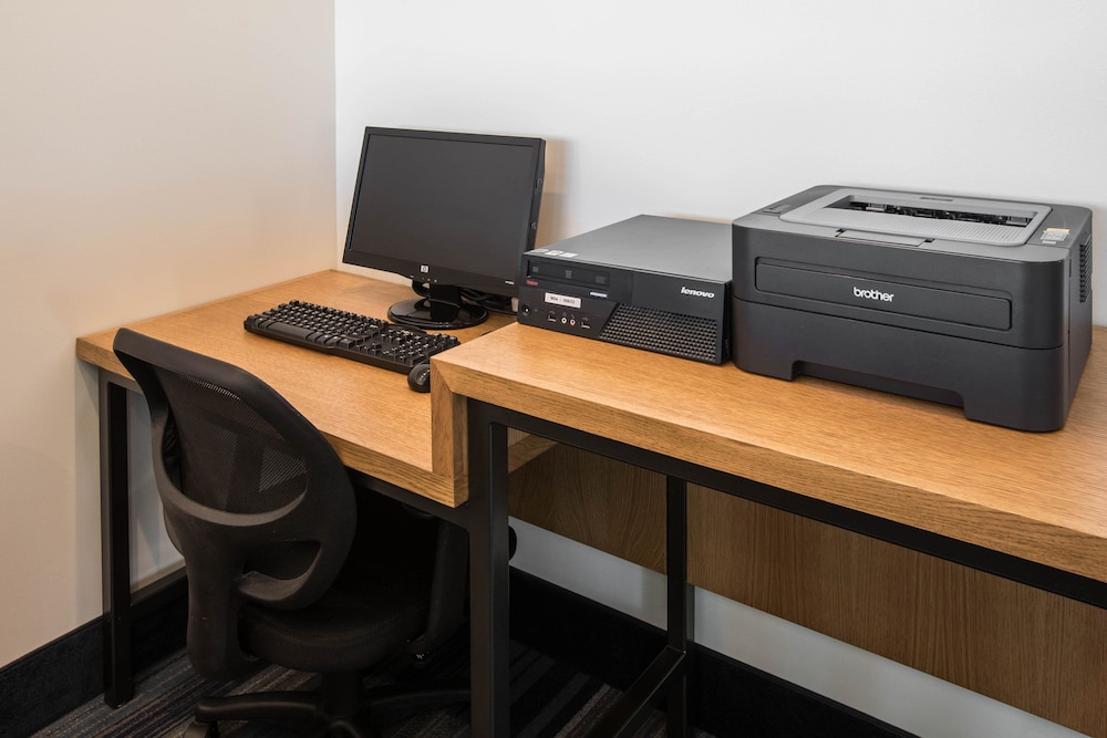 holiday inn express and suites ludington by ihg
