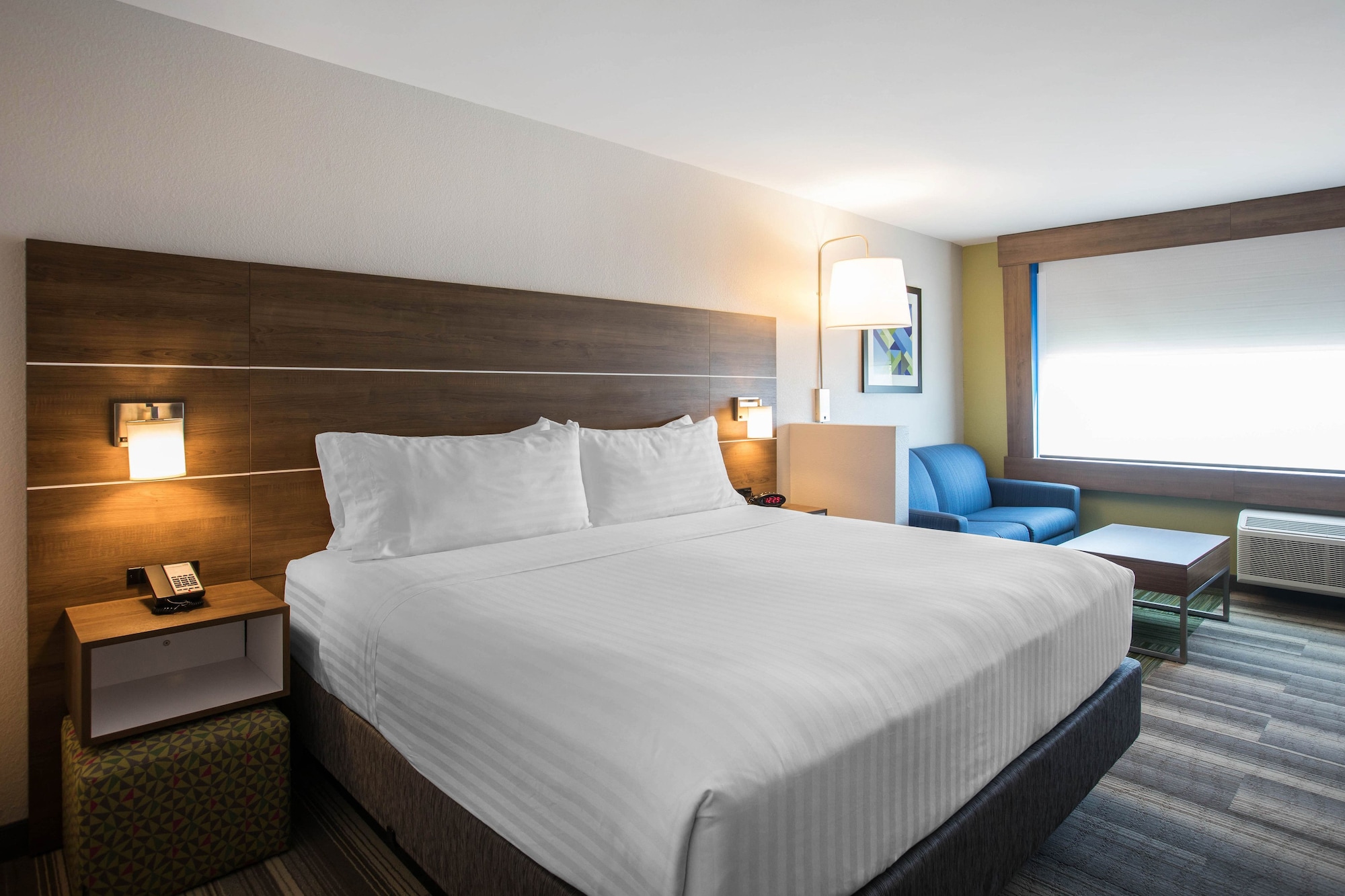 holiday inn express and suites ludington by ihg