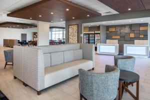 holiday inn express and suites ludington by ihg