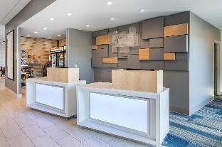 holiday inn express and suites ludington by ihg