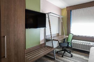 holiday inn express and suites ludington by ihg