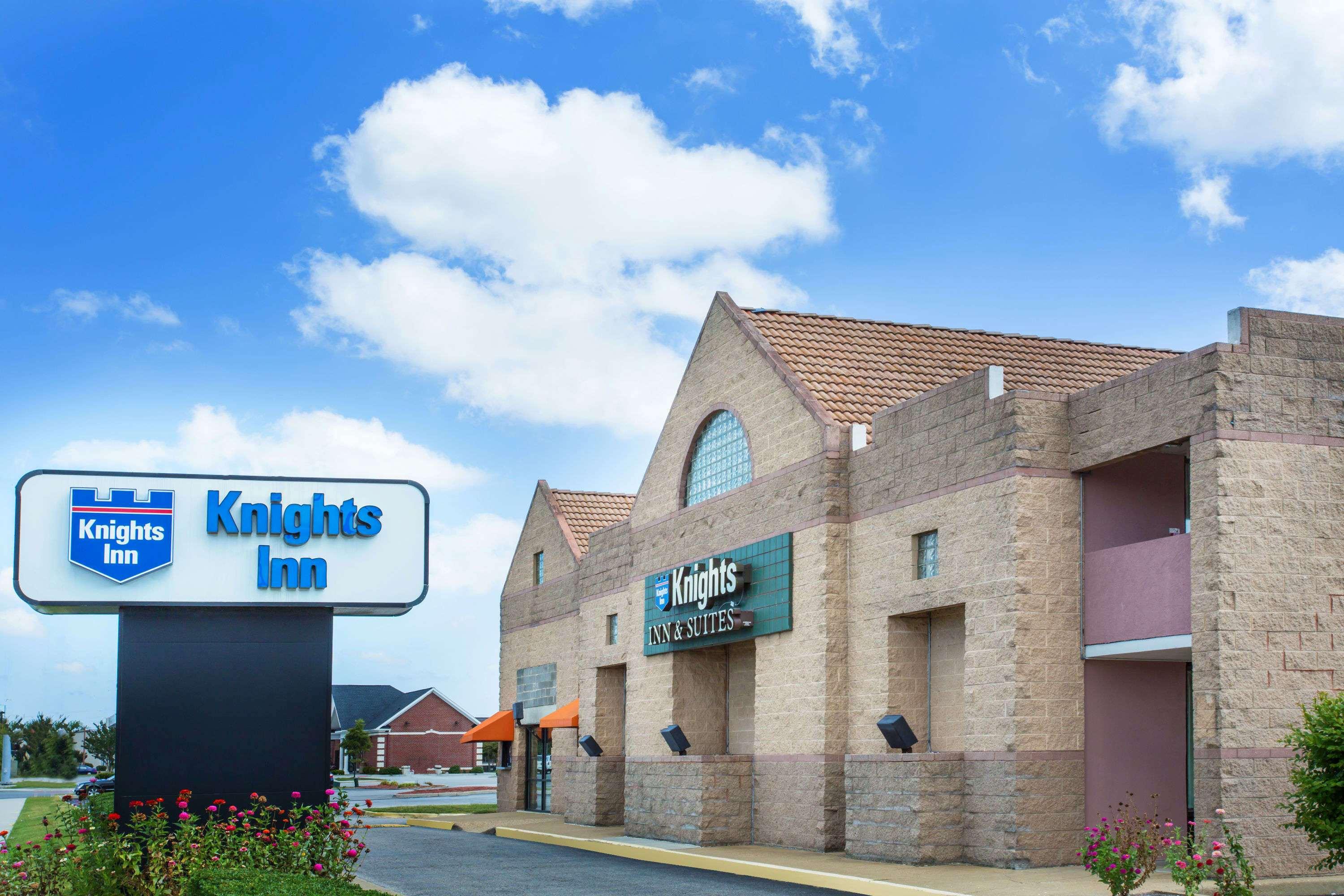 Knights Inn Virginia Beach At Lynnhaven Pkwy,,2 star