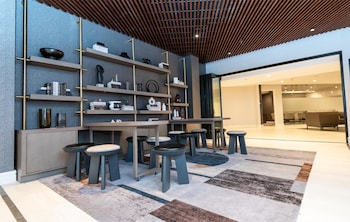 Hilton Arlington National Landing,Arlington County>>Arlington,4 star